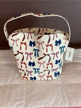 NWT Vera Bradley Multicolor Rows of Bows Slouchy Bucket Shoulder Bag